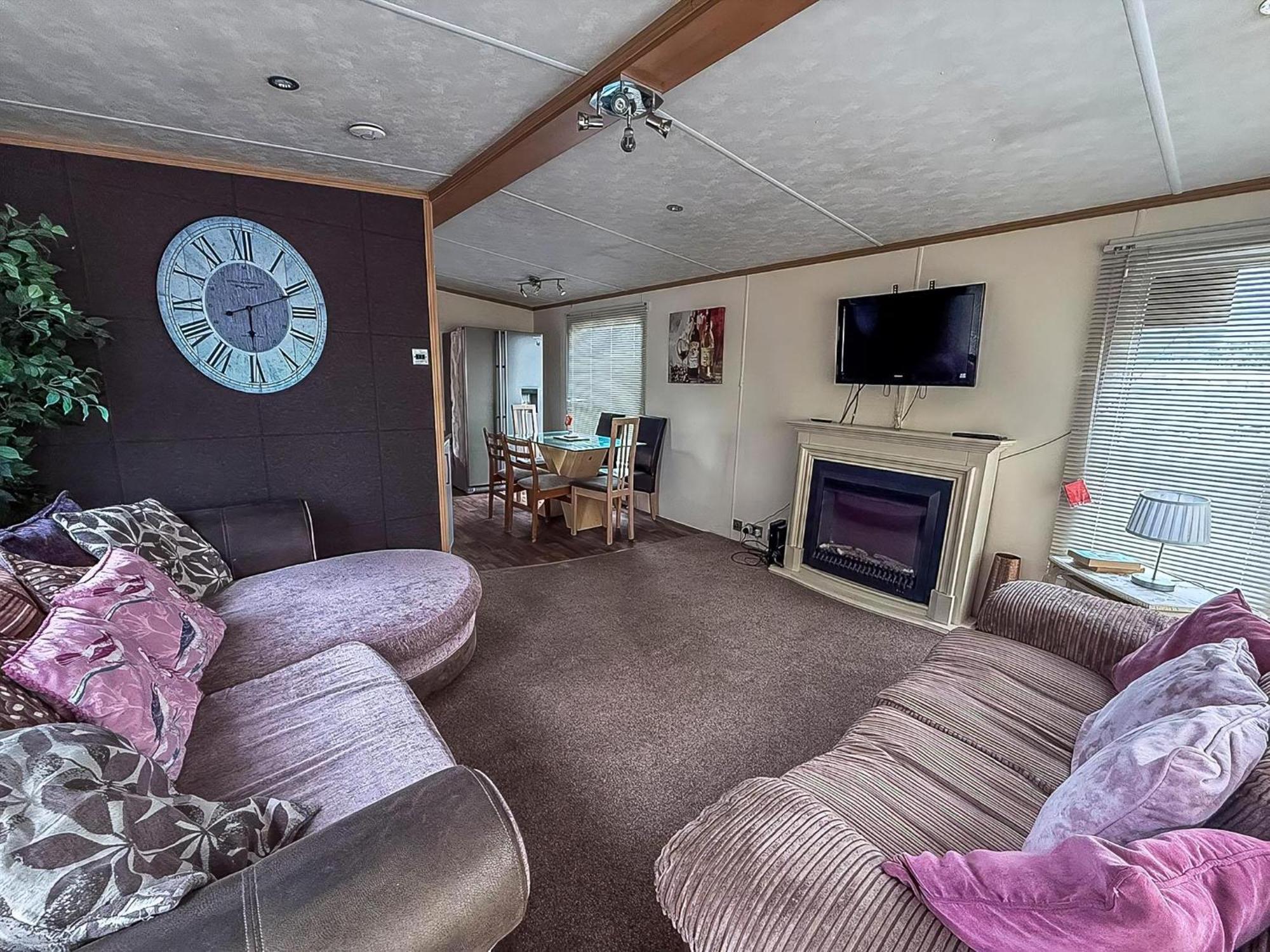 6 Berth Caravan For Hire At Seawick Holiday Park In Clacton-On-Sea Ref 27049Sw Екстер'єр фото